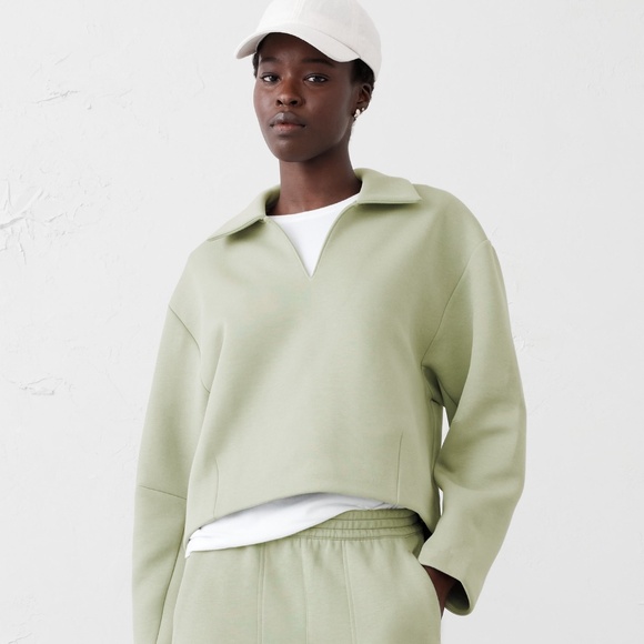 Banana Republic Factory Tops - Banana Republic Scuba Popover Sweatshirt sz M